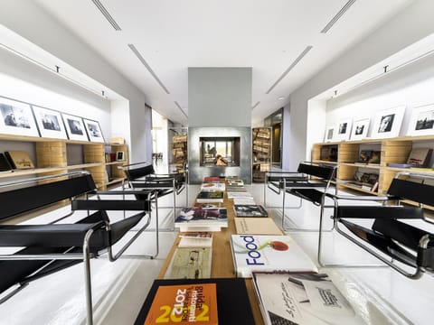 Library, Lobby or reception