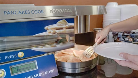 Food and drinks, Food, Buffet breakfast