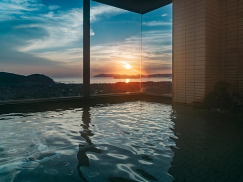 Hot Spring Bath, Public Bath
