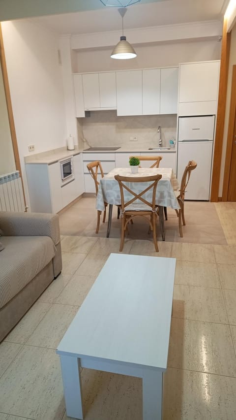 Apartamento primera línea playa d samil Apartment in Vigo