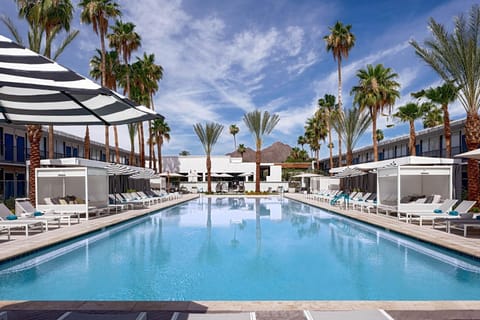 Swimming pool, Swimming pool