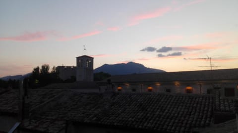 Palazzetto Bentivoglio House in Umbria