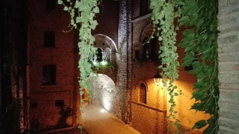 Palazzetto Bentivoglio House in Umbria