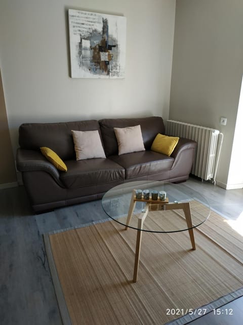 appartement avec terrasse Apartment in Aurillac