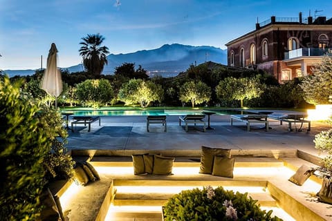 Property building, Patio, Garden view, Mountain view, Pool view, Swimming pool, Swimming pool