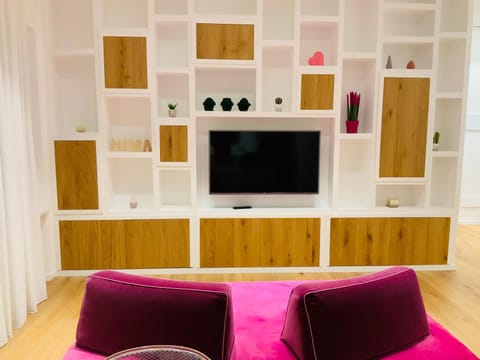 Communal lounge/ TV room, Living room