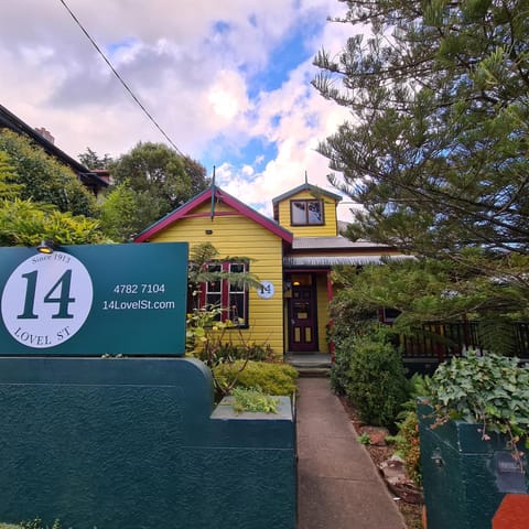 Property building, Street view
