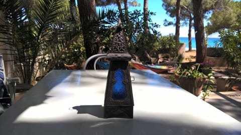 Sea view, Inner courtyard view