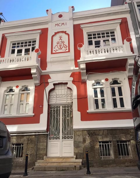 Property building, Facade/entrance