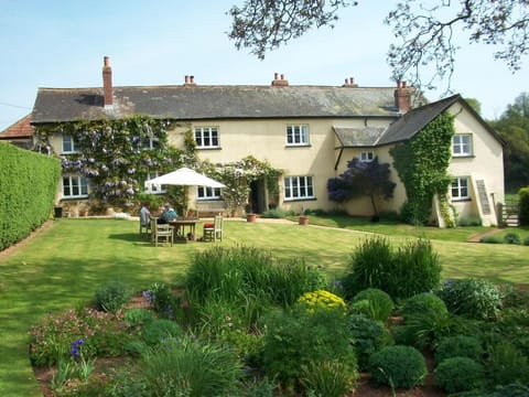 Beautiful Devon Farmhouse Apartment in East Devon District