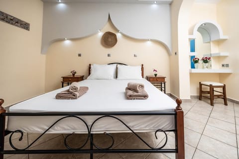 Lefkes Studios Apartment hotel in Naxos