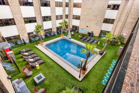 Pool view, Swimming pool