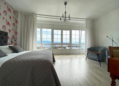 Bedroom, Sea view