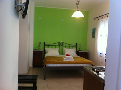Bed, Photo of the whole room