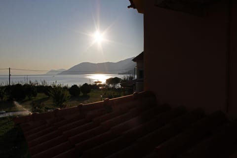 Sungate Beach Apartment in Euboea