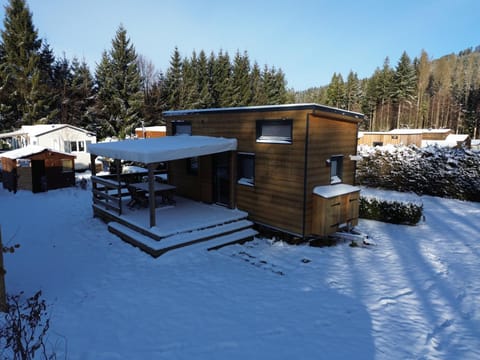 Tiny House - Cottages - Mobilhomes - Camping Les Granges Bas Campground/ 
RV Resort in Gérardmer