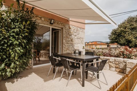 Balcony/Terrace, Dining area, Meals