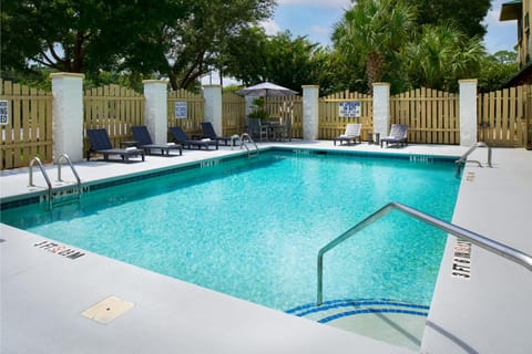 Holiday Inn Express Hotel & Suites Bluffton at Hilton Head Area by IHG Hotel in Bluffton