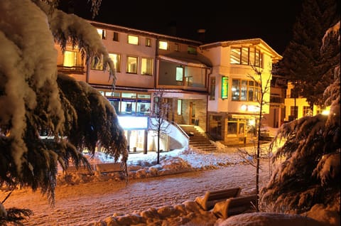 Facade/entrance, Winter