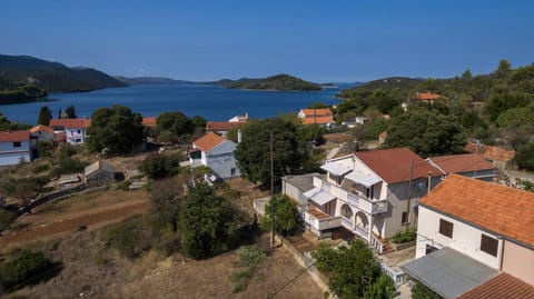 Neighbourhood, Natural landscape, Bird's eye view