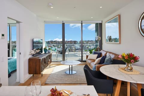 TV and multimedia, View (from property/room), Balcony/Terrace, Living room