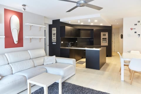 Kitchen or kitchenette, Living room, Dining area