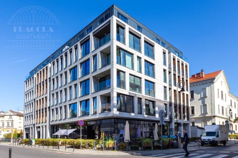 Property building, Street view