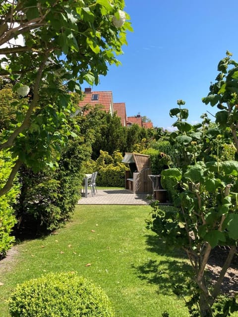 Bootshaus/ Holzdeck Apartment in Mecklenburg-Vorpommern, Germany