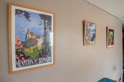 Living room, Decorative detail