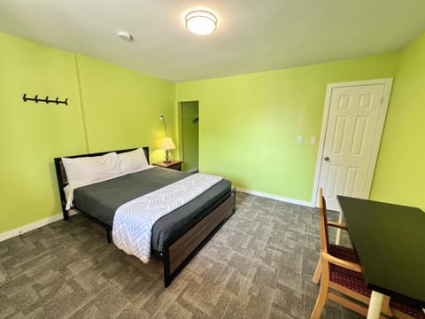 6267 Persepolis Inn Motel in Niagara Falls