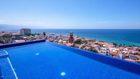 Balcony/Terrace, Swimming pool