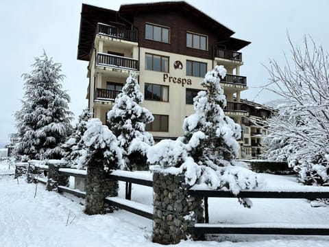 Property building, Winter