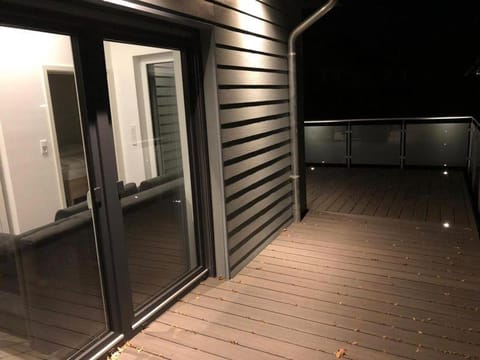 Night, Balcony/Terrace