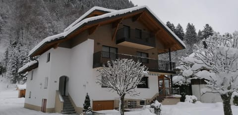 Property building, Winter