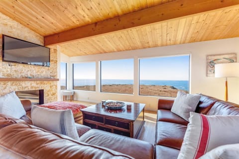 Del Mar Point House in Sonoma County