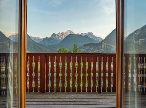 Alpeambient house Dovje House in Carinthia, Austria