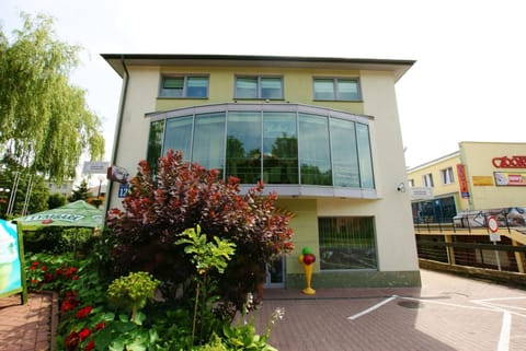 Property building, Parking
