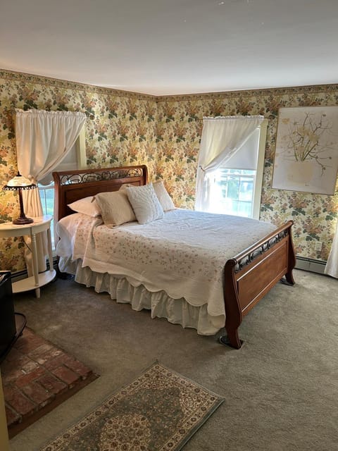 Aiken Manor B&B Bed and Breakfast in Franklin