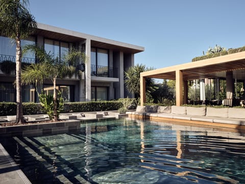 Property building, Swimming pool