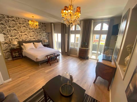 Living room, Bedroom