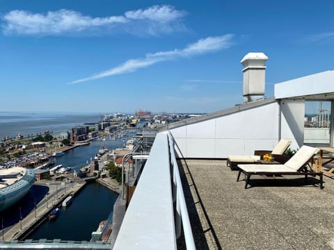 COAST HOUSE Sky Suite Apartment in Bremerhaven