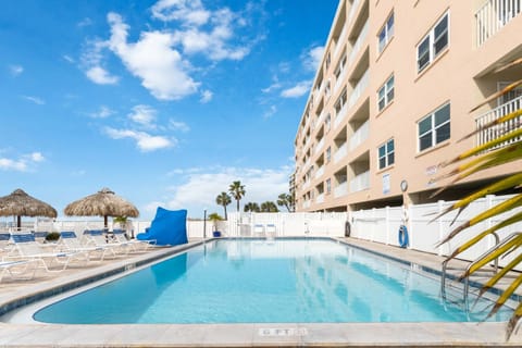 Beach Front - John's Pass - Beach Place #210 Apartment in Madeira Beach
