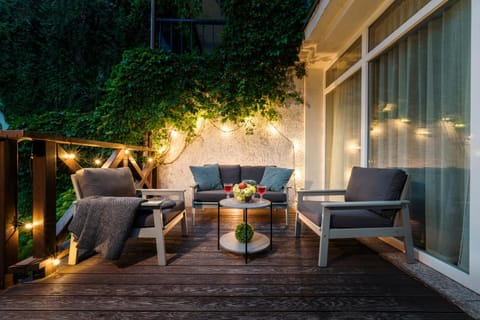 Evening entertainment, Sunset