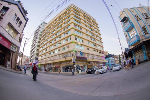 Property building, Facade/entrance