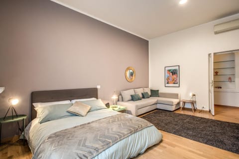 Living room, Bedroom