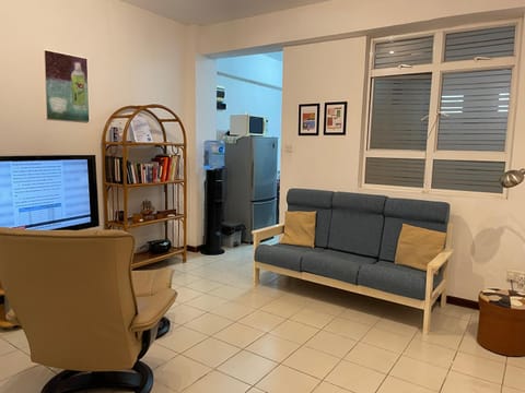 Communal lounge/ TV room, TV and multimedia, Living room, Seating area, minibar