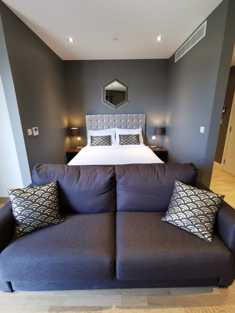 Seating area, Bedroom