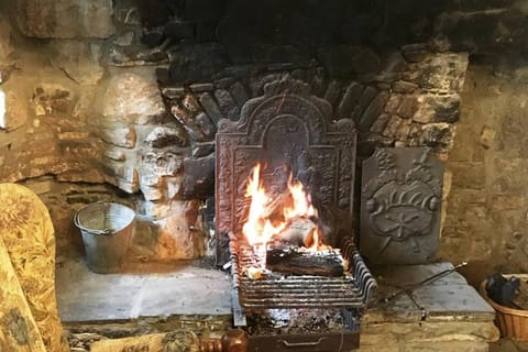 Staff, Restaurant/places to eat