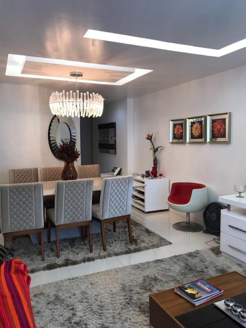 APARTAMENTO FRENTE A PRAÇA DAS AGUAS (PRAIA DO FORTE ) Apartment in Cabo Frio