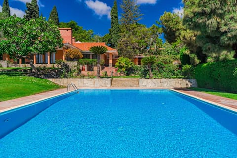 Garden, Swimming pool